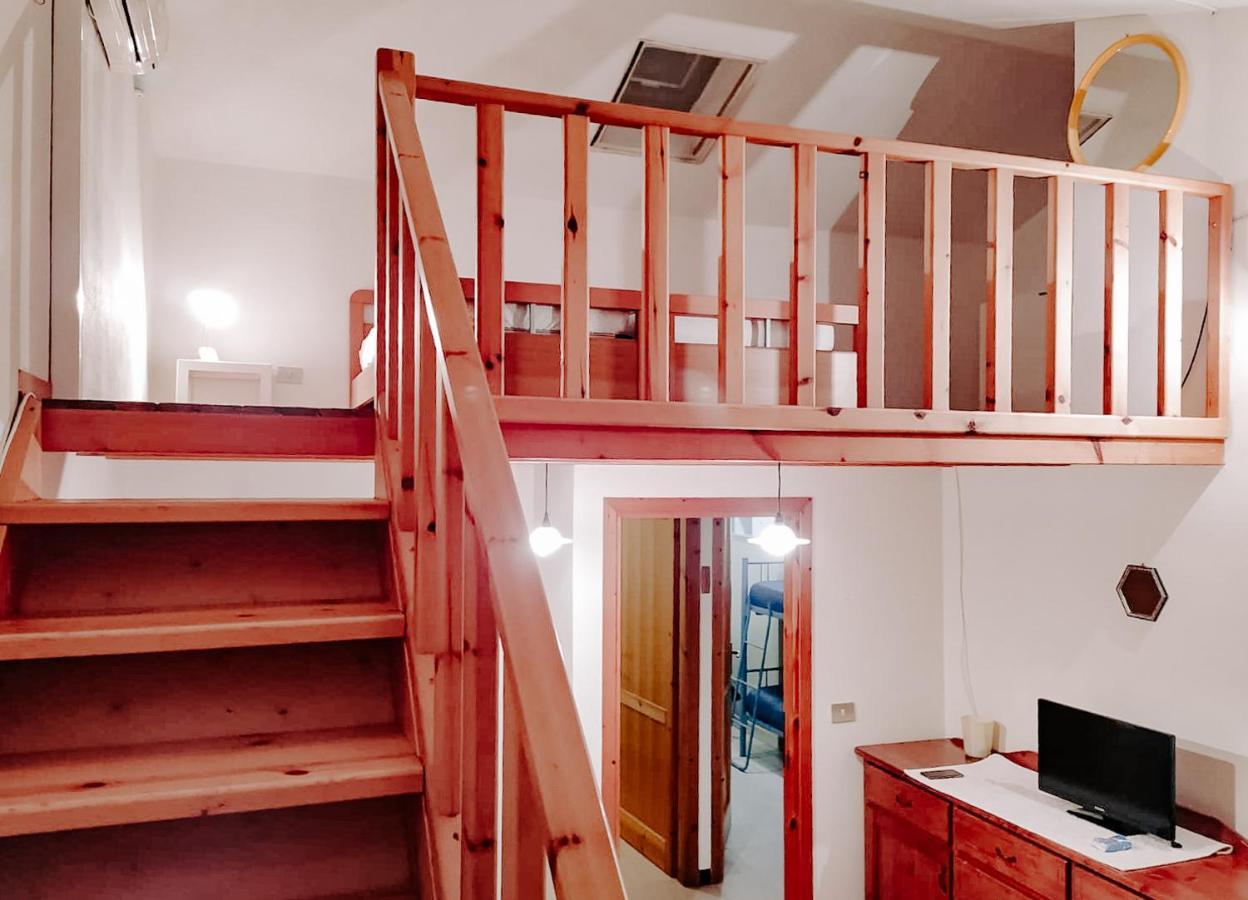 Casa A Schiera Le Tonnare - Affitti Brevi Italia Apartamento Stintino Exterior foto